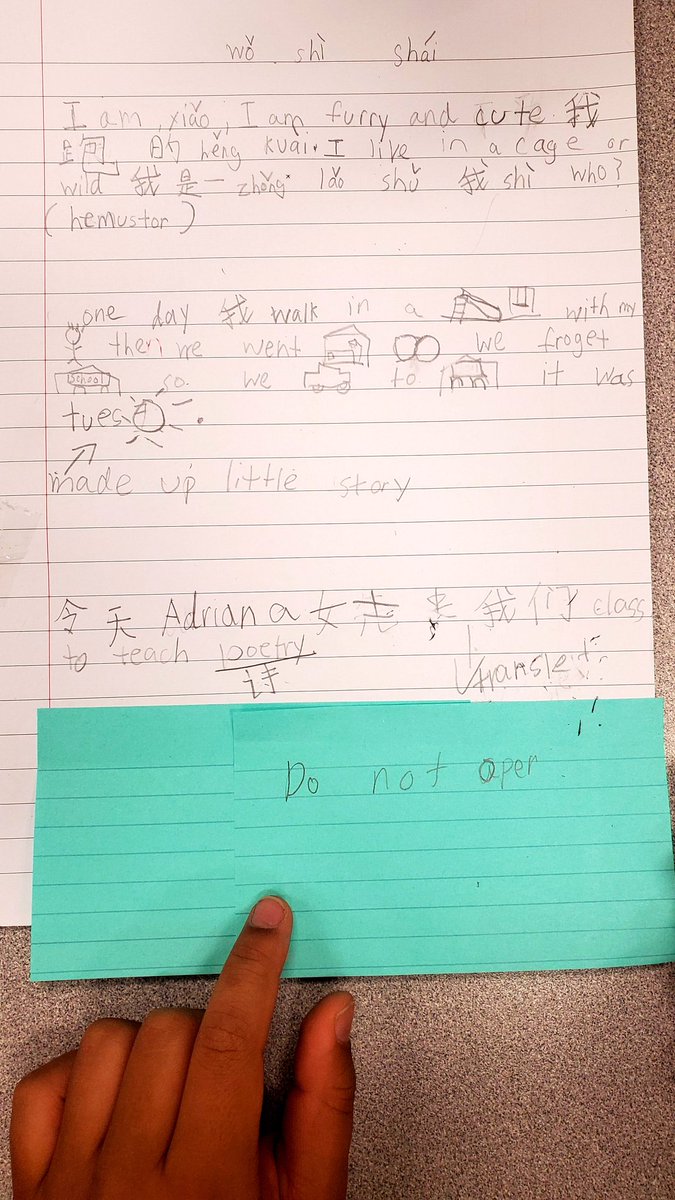 AdrianaRewald's tweet photo. #multilingualpoetry workshops with G3! Love, love, LOVE seeing kids crack open their full linguistic repertoire to create some utterly unique works of art.  #translanguaging @AISGZ https://t.co/G9NqWHNalm