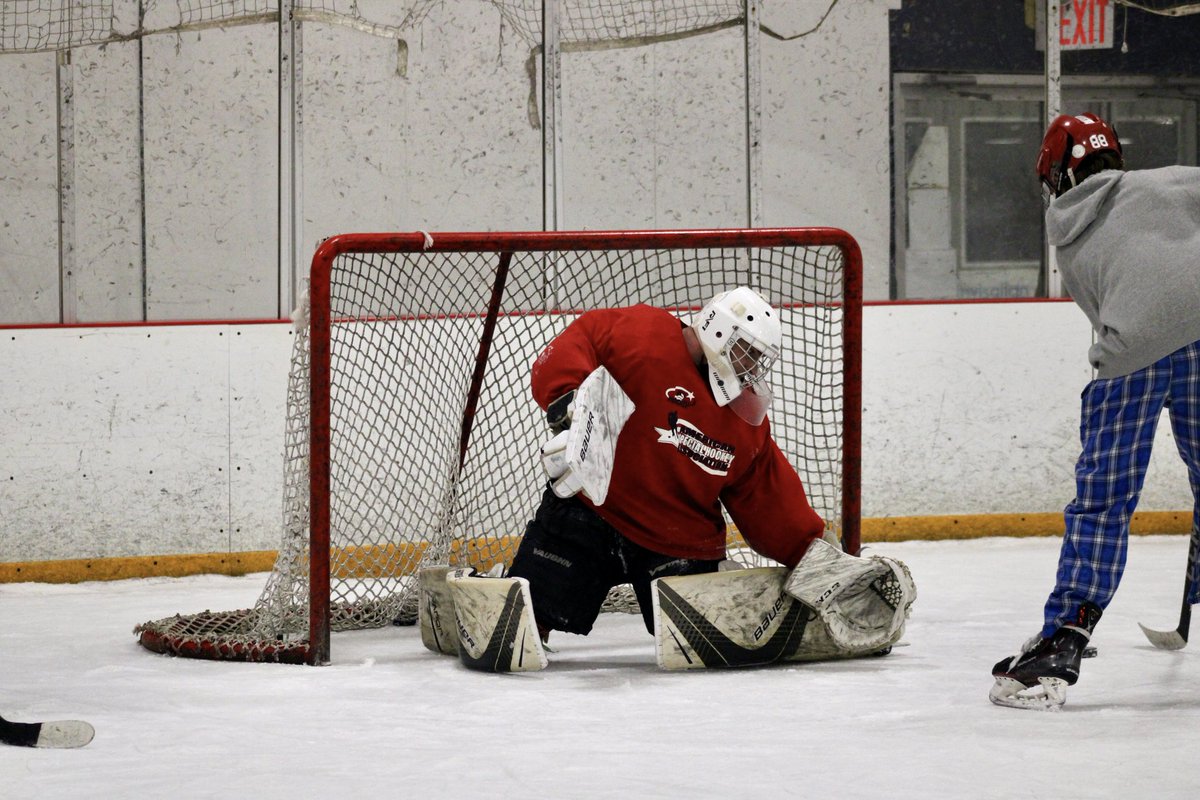 Norbravehearts's tweet photo. #cpawarenessday #CerebralPalsyAwarenessDay
We are celebrating Our goalie and founder of the Program. Max who is a goalie who plays without a stick because he has limited use of his right side. It doesn't stop him from play the game he Loves #ALLBRAVE
๐ช๐ป๐๐ฆ๐ https://t.co/KeLwBTswrt