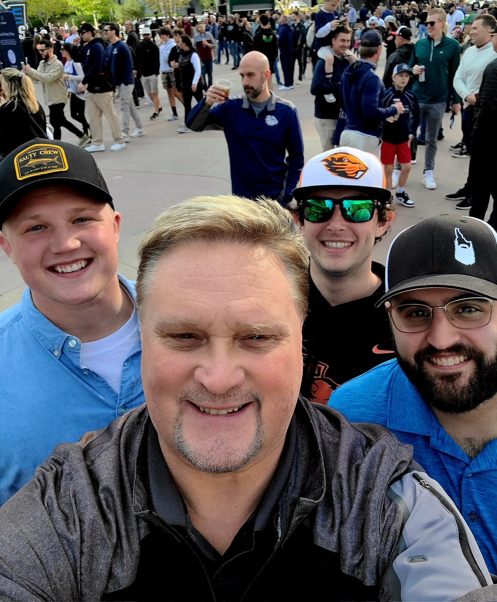 March Madness...Go Zags Elite 8. #mmselfie