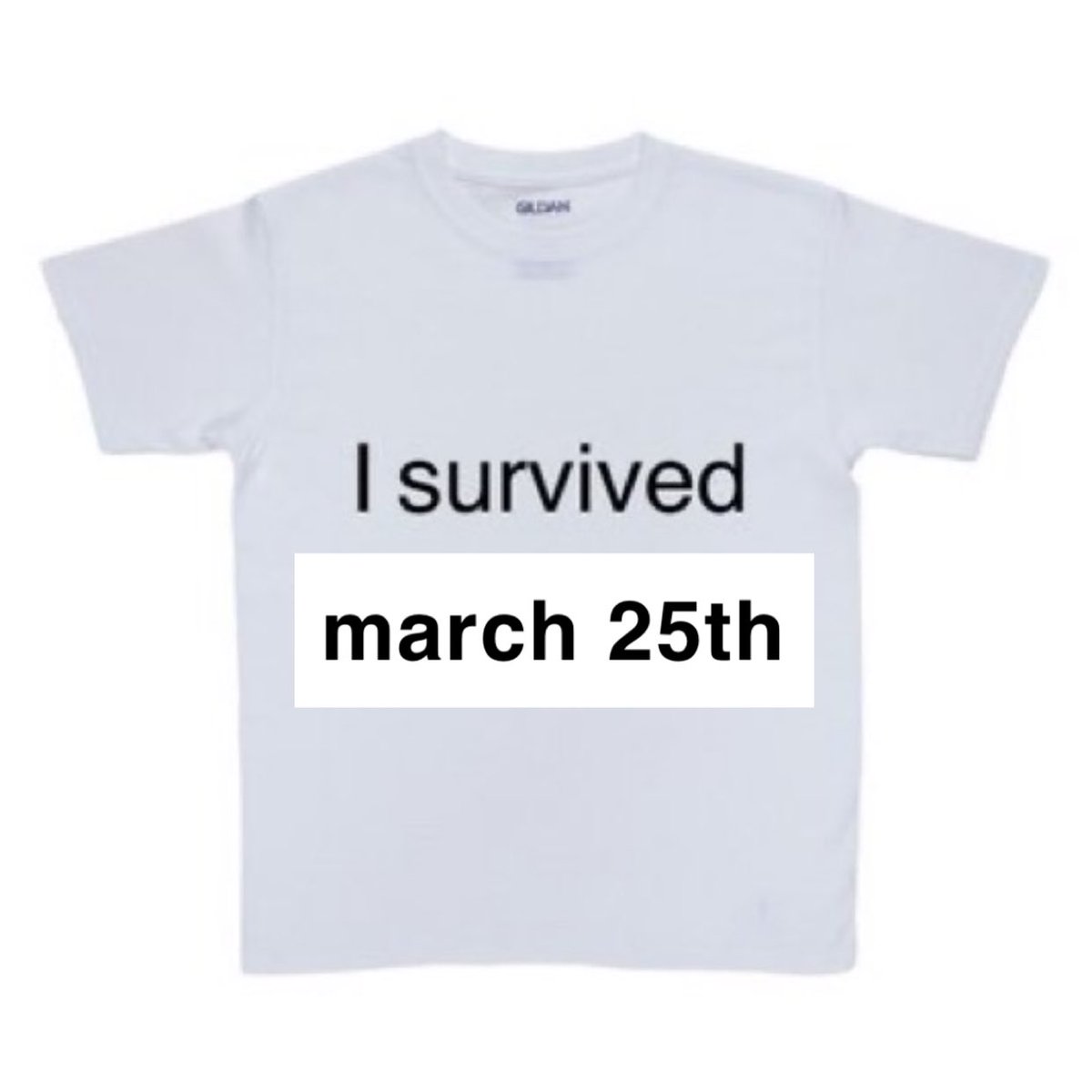 cheeerupharry's tweet photo. everyone take a shirt or hat https://t.co/3vLdo5xcsO