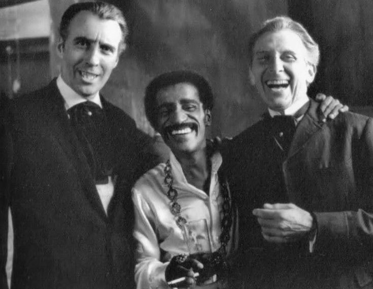 💀Christopher Lee, Sammy Davis Jr & Peter Cushing, egos seemed less important, at least to these icons🎨FB: Universal Monsters Forever💀#ChristopherLee #SammyDavisJr #PeterCushing #Horror