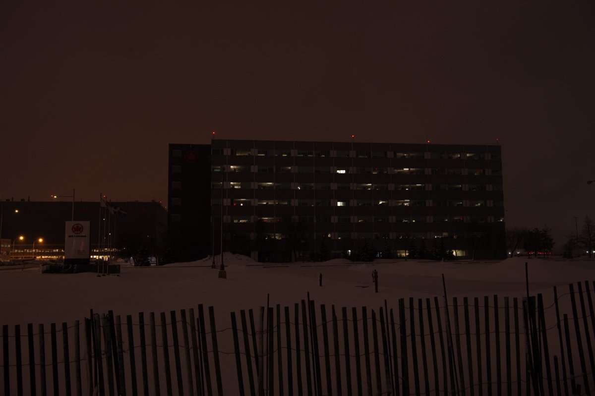 AirCanada's tweet photo. In honour of #EarthHour, we're dimming or turning off the lights in our unoccupied spaces across Canada. Join us by safely powering down from 8:30-9:30pm local time and learn more about our commitment to leave less here: https://t.co/SnaM6N8U4L https://t.co/uYuXCblglc