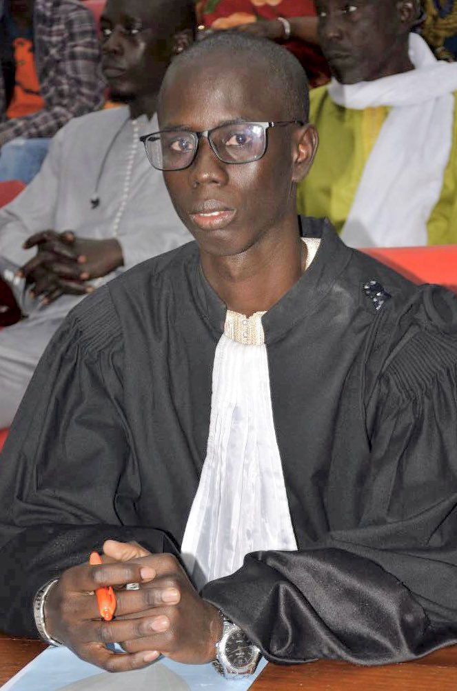 OusmaneGning4's tweet photo. Alhamdoulilah Soutenance de thèse de doctorat d’état en médecine validée avec mention très honorable et félicitations du jury 🎓🎉🎊 https://t.co/9JuUcT5L6r