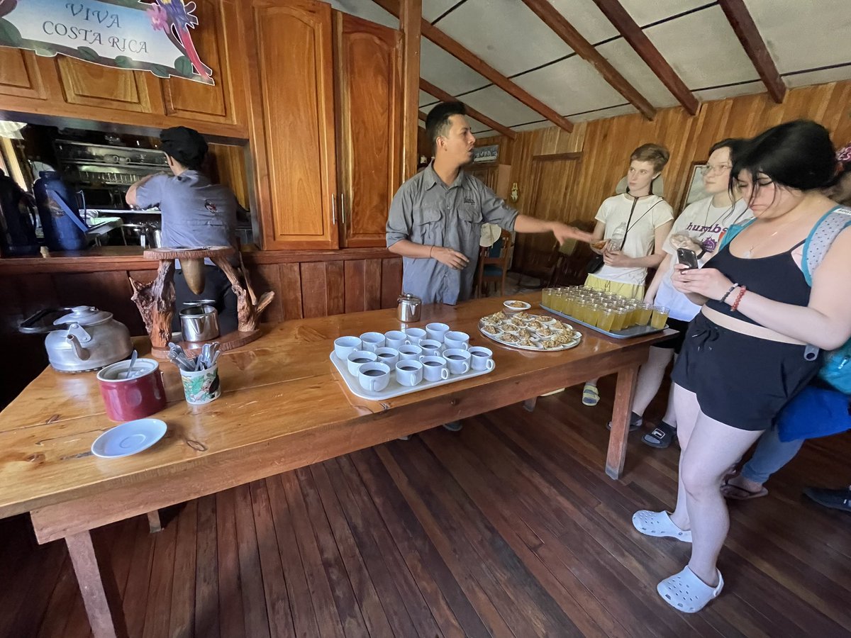 ngpsohs's tweet photo. Trapiche coffee and chocolate producers tour with @ngpsohs https://t.co/501Xa074IU