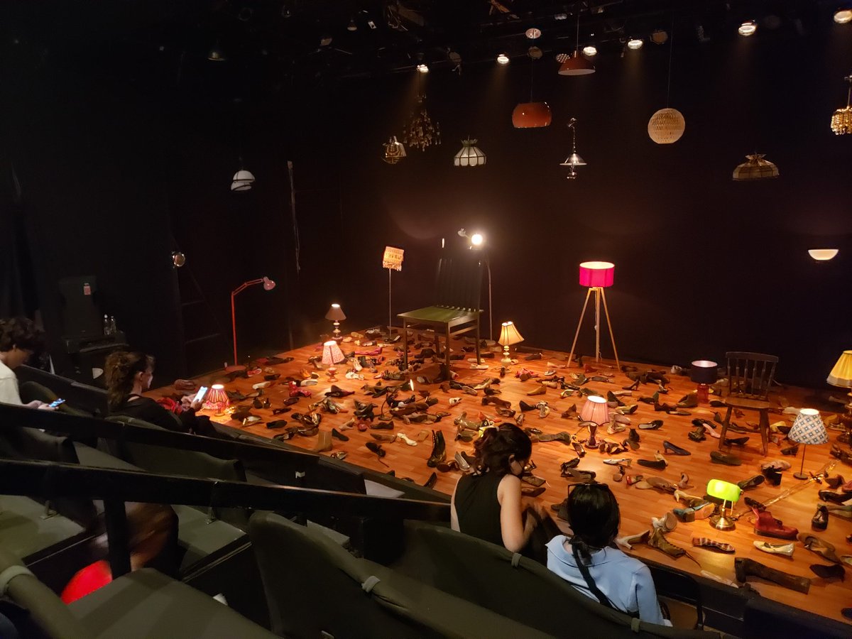 Lista el el <a href="/ForoShakespeare/">Foro Shakespeare</a> para ver  #ElCuerpoEnQueNací. Hoy cierro mi periodo como jurado de los Premios del público <a href="/elteatrocdmx/">Cartelera de Teatro</a>. ¡Gran experiencia y altamente agradecida!
🎭👞🪑🥿🛋👠🎭