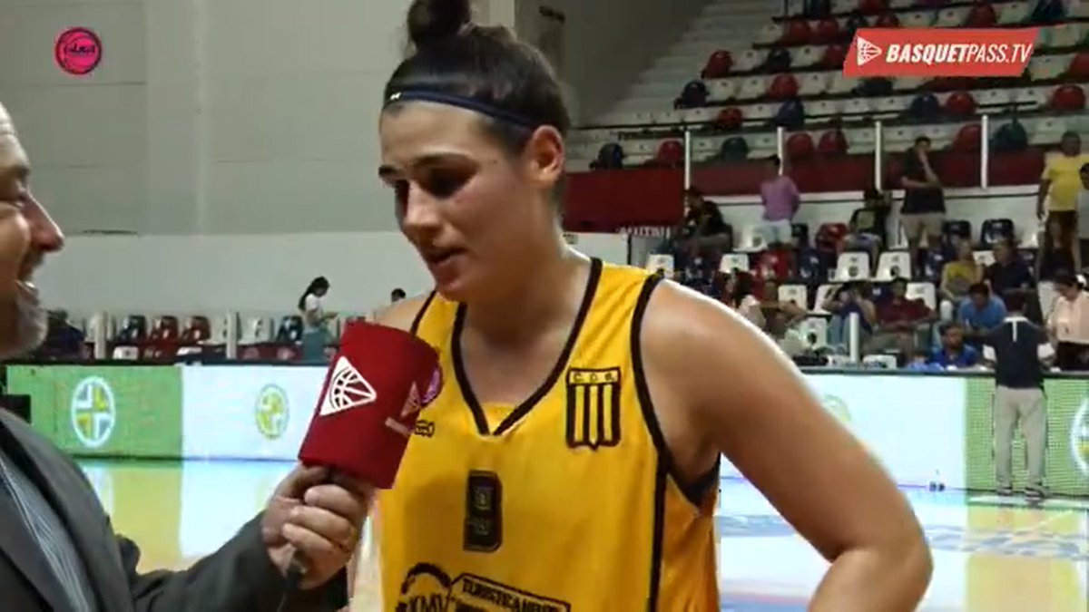#LigaFemenina Lo hizo de nuevo. Agustina Jourdheuil, la jugadora de los partidos importantes. La 2x MVP le dio el 2-0 a Berazategui ante Quimsa en Santiago. Fue 54-52 con un doble agónico de la 9. Es inexplicable que jamás haya sido citada, al menos, a la Preselección Argentina