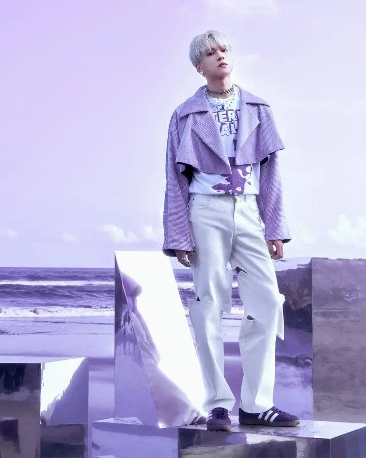 MJOOWANG8's tweet photo. 💜💜💜💜My Purple Days, Just you and me.💜💜💜💜
⠀⠀
Ozone - ‘Purple Days’
Single Release March 28, 2023 12AM (GMT+8)
Official Music Video March 28, 2023 8PM (GMT+8)
⠀⠀
#Ozone
#OzonePurpleDays
#PurpleDays
#OfficialColor https://t.co/EzSrLZziWn