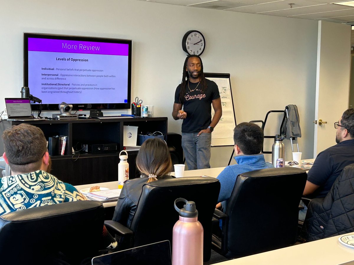 NLC_SV's tweet photo. This Saturday was jam packed with impactful sessions on fundraising with our NLCSV Chair Joel Valencia, identity and privilege exploration with Anthony Le, and challenging systems of oppression with Jahmal Williams. We’ll be back at it tomorrow! #NLCSV #NLCFamily https://t.co/34OiAtcJPb