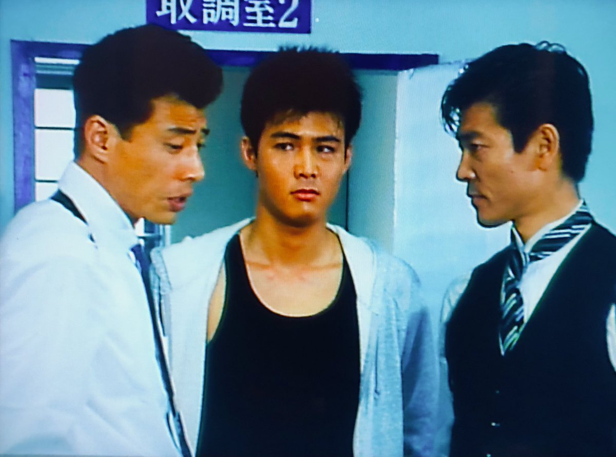tcdYuKz3cOlX6y9's tweet photo. あぶない刑事#38「独断」
#舘ひろし さん
#柴田恭兵 さん
#竹内力 さん
今では貴重なスリーショット
にしても御三方若いですね(笑)

#takashikatoh
#actor
#tagheuer
#miffy
#あぶない刑事
#刑事ドラマ
#刑事ドラマ好き
#ハードボイルド
#スリーショット
#hardboiled
#triple
#threeshot https://t.co/KwrkgCLjtD