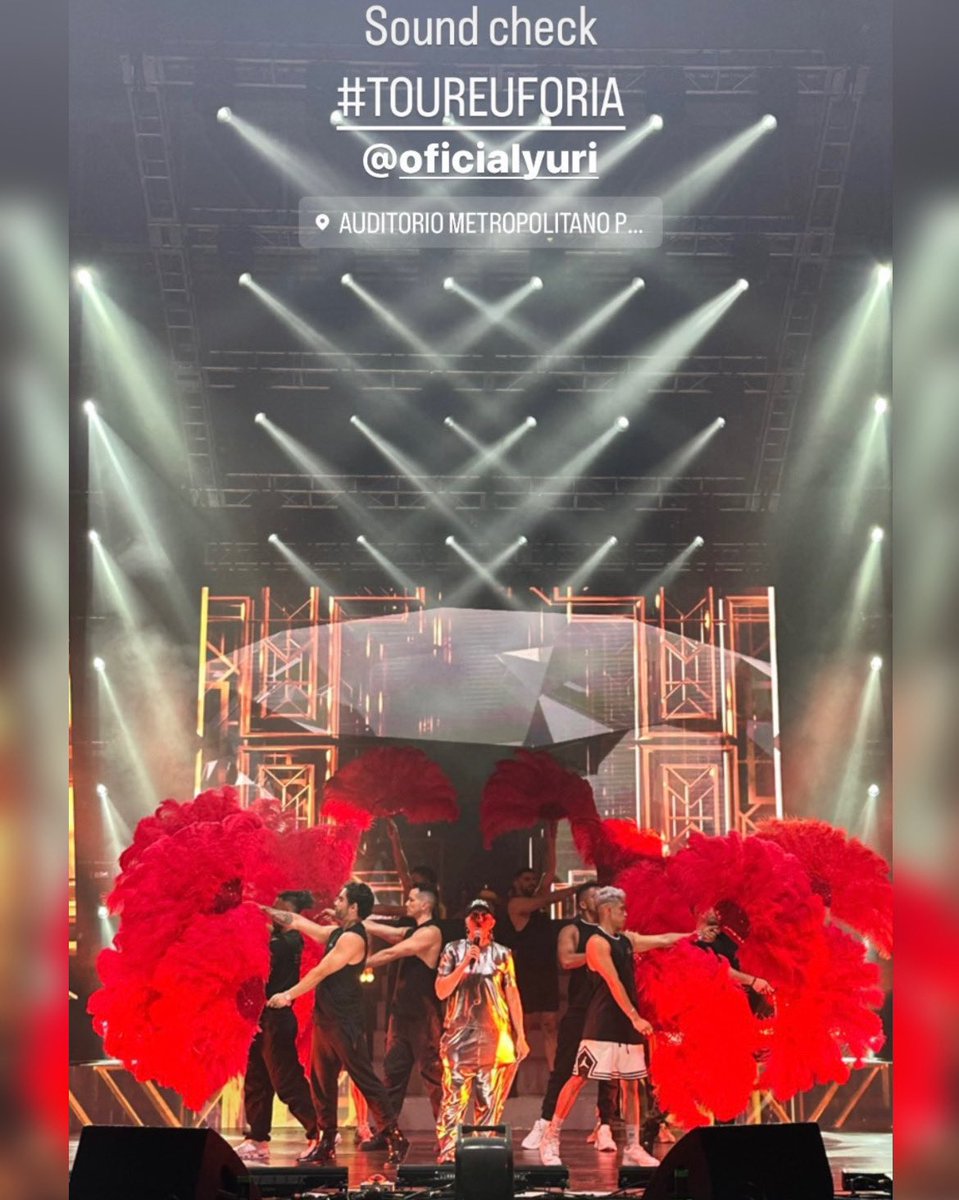 yurimexicofans's tweet photo. #SoundCheck 
Nuestra #DivaDeDivas @OficialYuri con su grupos de bailarines de la mano de @yeyo_chingxn para su presentación en el @AuditorioMetPue en #Puebla ✨

     ❤️‍🔥✨❤️‍🔥✨#TourEuforia✨❤️‍🔥✨❤️‍🔥

@AlmaShowMx @ACSHOWS https://t.co/qFojK0Rjm3