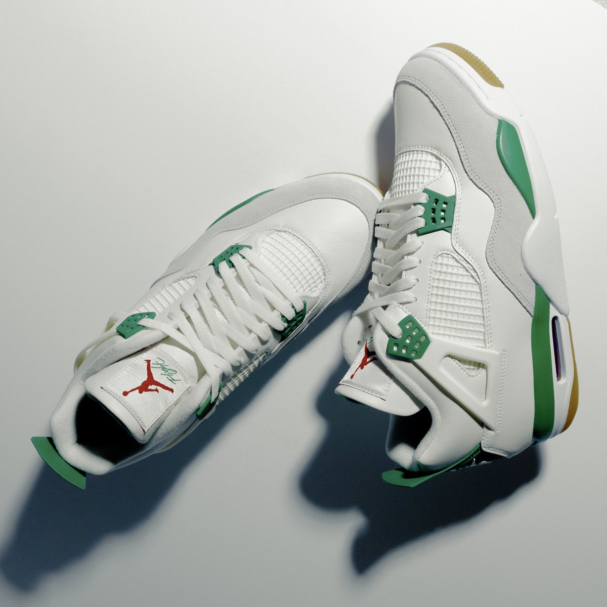 ChrisGoody23's tweet photo. when I first did photography, I liked photographin’ shoes. https://t.co/XsaTvXGzJX