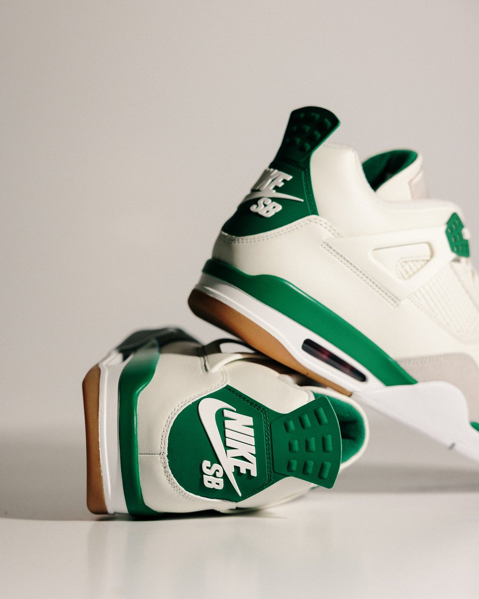 ChrisGoody23's tweet photo. when I first did photography, I liked photographin’ shoes. https://t.co/XsaTvXGzJX