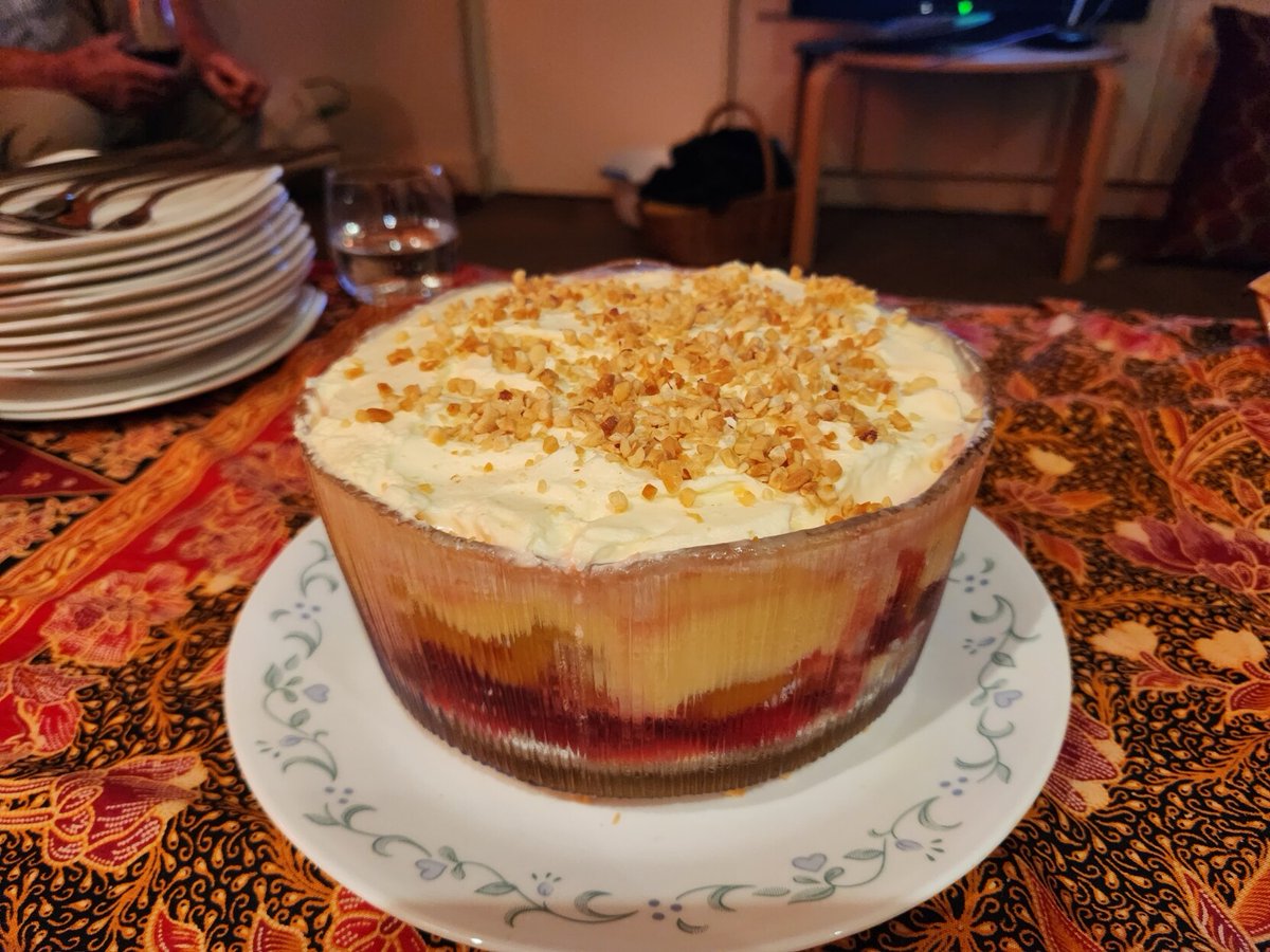 Kidsbooke's tweet photo. RT @sister_ratched@toot.community
We're celebrating Labor's win with Janette's fabulous trifle. #NSWvotes #ElectionParty
https://t.co/SvhIVmF6WV https://t.co/GTJnnfLLXi