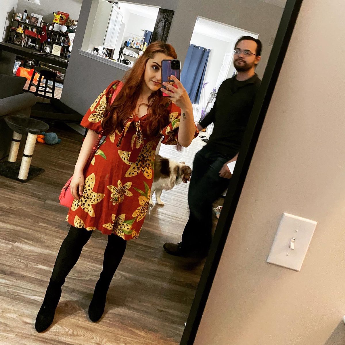 carolectic's tweet photo. Photobomb 📸 by @Sanders_Ben_ https://t.co/EXSXYdWozD