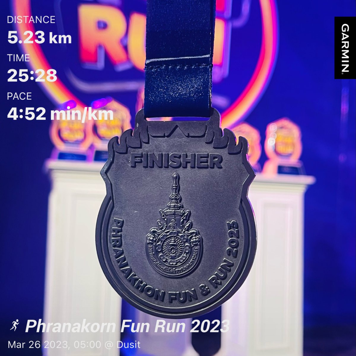 PhontakornW's tweet photo. เช้านี้ออกไปวิ่ง Fun run 5k ที่มหาวิทยาลัยเทคโนโลยีราชมงคลพระนคร งานวิ่งติดมันส์ รันพระนคร ชื่องานเก๋ดี ปล่อยตัวตีห้าตรง เส้นทางวิ่งเป็นเส้นตรงยาว วิ่งสบาย 😊😊#thairun #thairunฮับความสุขนักวิ่ง #วิ่งไหนดี #wingnaidee #beatyesterday #garminfenix6X #nikethailand https://t.co/yOk0fDy9jl