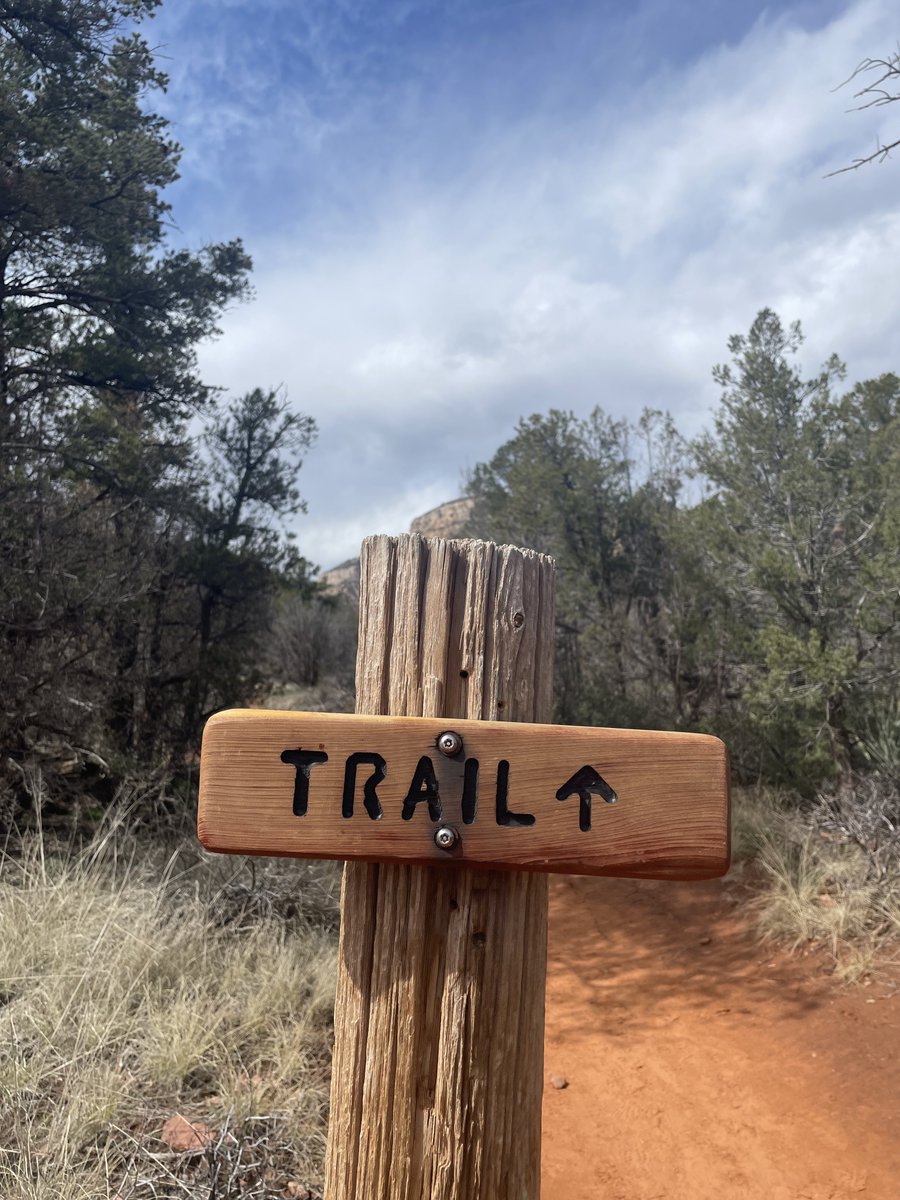 cactusgardenEth's tweet photo. Proof of hike 🏜️🧡 Touching red rocks instead of grass #birthingcave #trail https://t.co/Kdyq5YHbAb