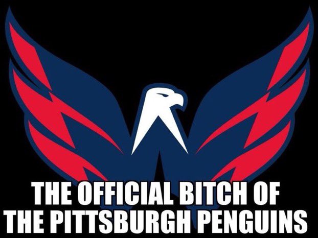 BarstoolBurgh's tweet photo. Yo hold this real quick @Barstooldmv https://t.co/oCyrXkg56i
