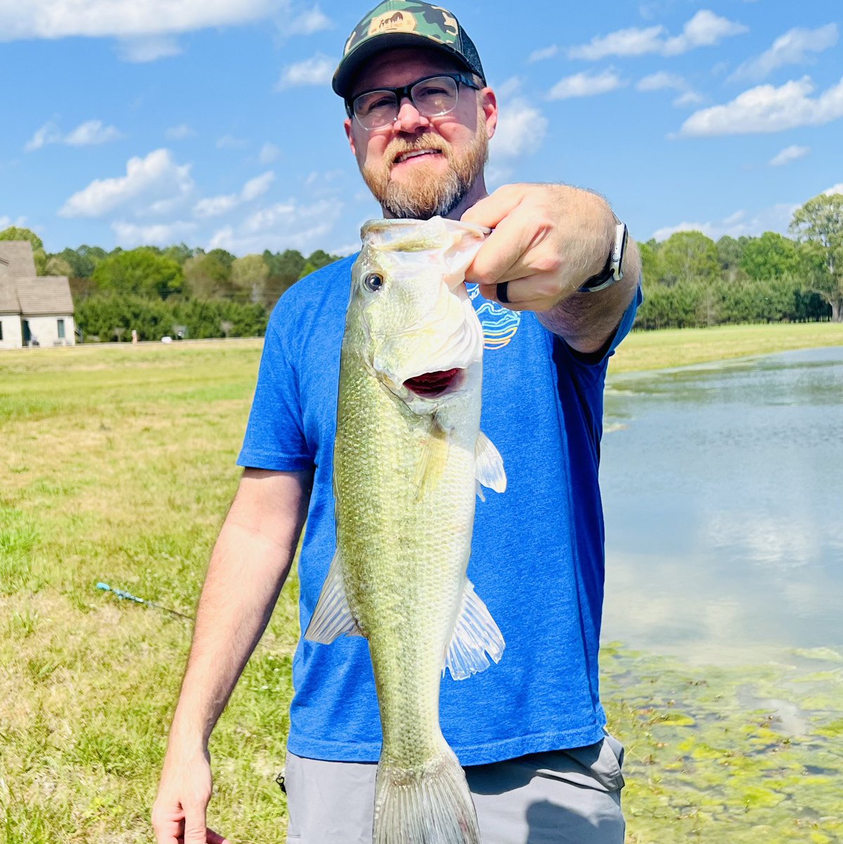 thecamopreacher's tweet photo. When you canβt take them turkey hunting, you take them fishing instead. #springbass #springfishing #turkeyhunting #turkeyseason #Alabama #alabamafishing https://t.co/I1K1sMc0uq