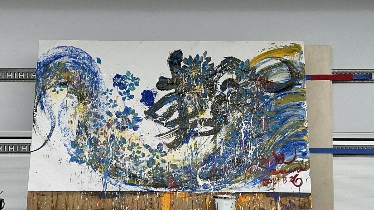 メダカの輪いってきましたー🤗
びしょびしょやー💦💦

傘持ちながら撮影しようとしたけど断念しましたw

雨の中すごい人来てました㊗️