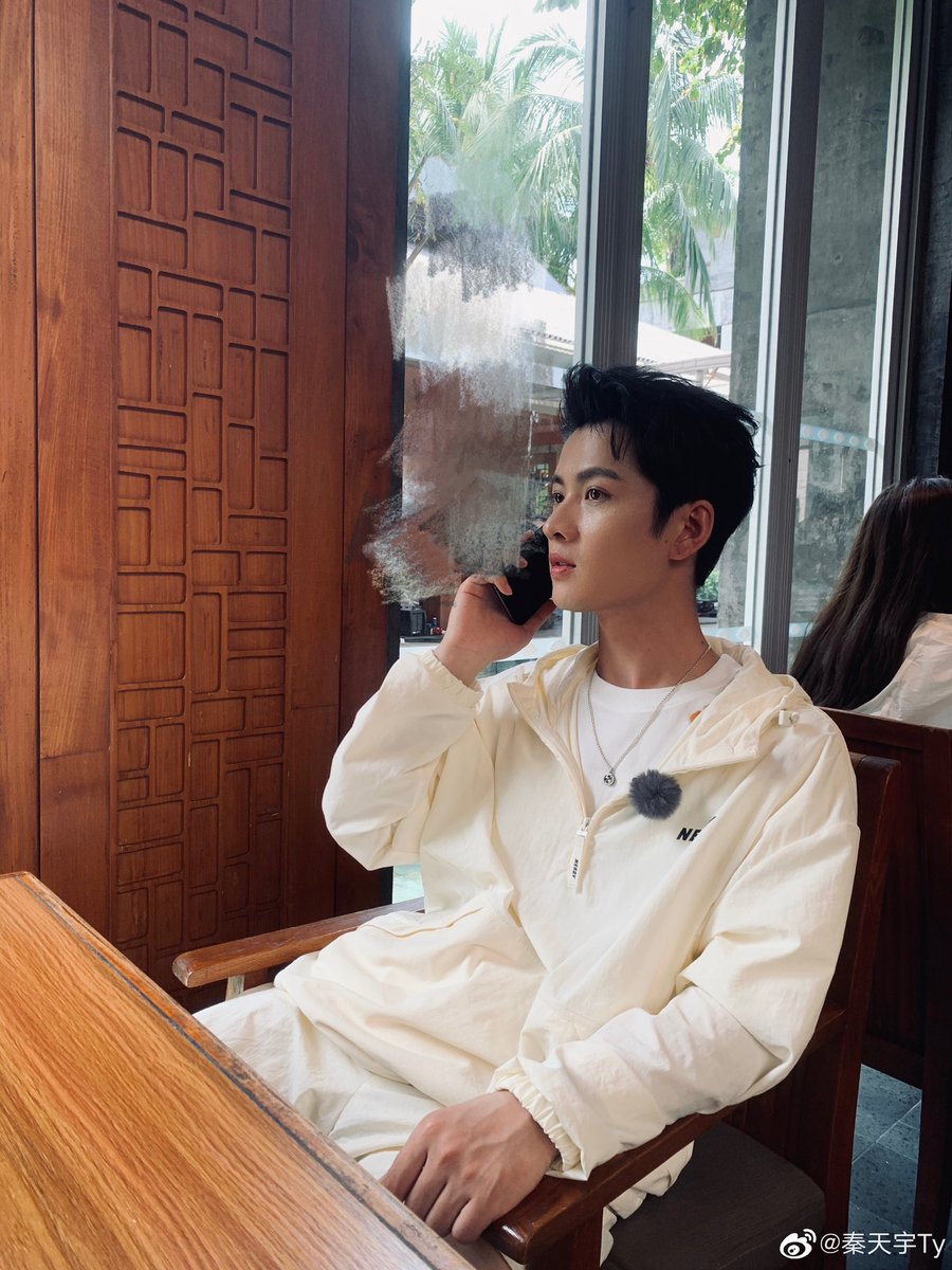 dramapotatoe's tweet photo. #QinTianyu shares new snaps https://t.co/tJQHSEO68C