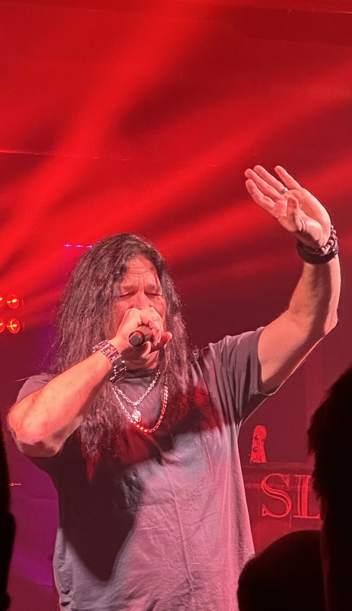Andy_Rower's tweet photo. It was great to hear all those Slaughter classics performed live again! ๐ค#FlyToTheAngels #MadAboutYou #RealLove #ShoutItOut #SpendMyLife #TheWildLife #UpAllNight https://t.co/NUIO9cSk5P