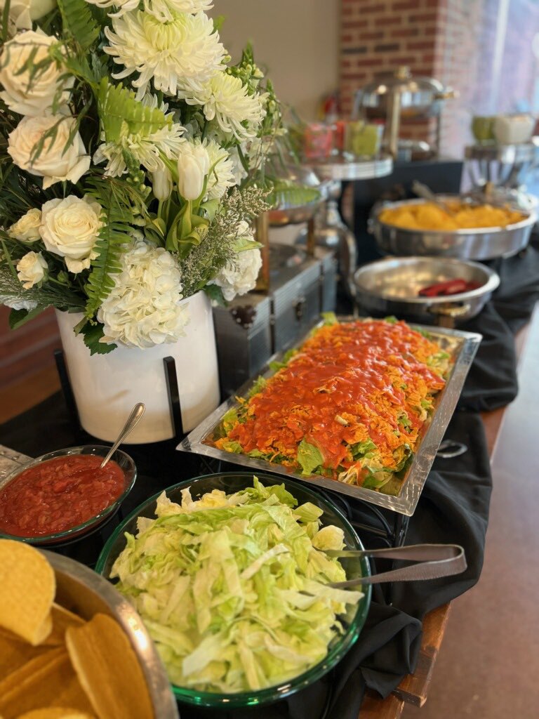 THS Prom 2023 at the Lion Hill Vineyard!!  Beautiful night!  #tigerpride #24strong