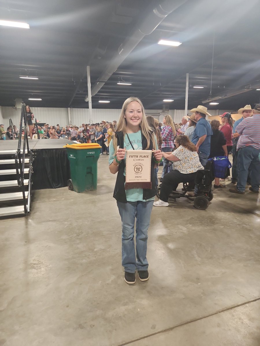 Stocktonag's tweet photo. Congratulations to all yhr Conroe FFA non-livestock winners.  Way to make it to the sale.  Special shout out to Stockton's very own Gianna Doyle with fourth place in handy craft 2. https://t.co/8eBAKvmGfE