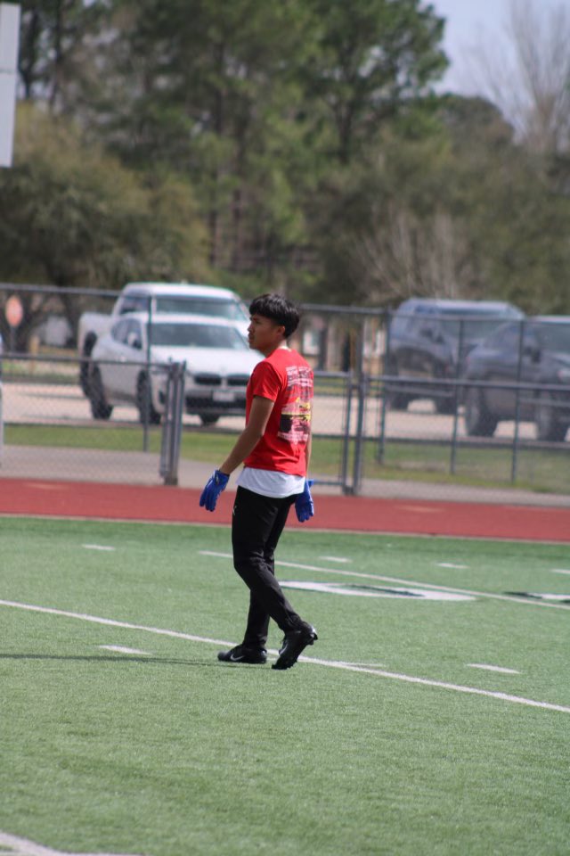 _therealerick8's tweet image. About that time again🤞🏽#football #work