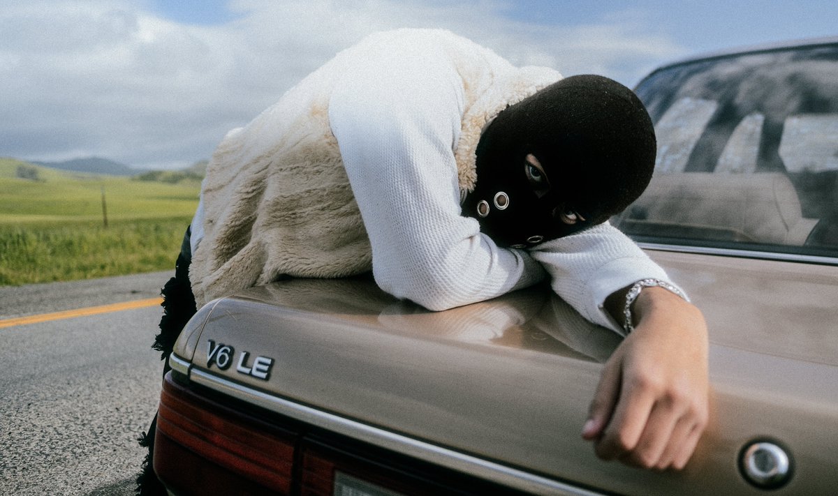 2dbert's tweet image. more from my shoot