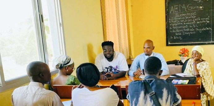 BahThie24711695's tweet image. #AEM-Guinea 
Strategic meeting between the National Office of AEM-Guinea and the local #SourceUniversity.

♻️Follow-up of recommendations on the execution of the annual plan 
♻️ Outlook AM23.