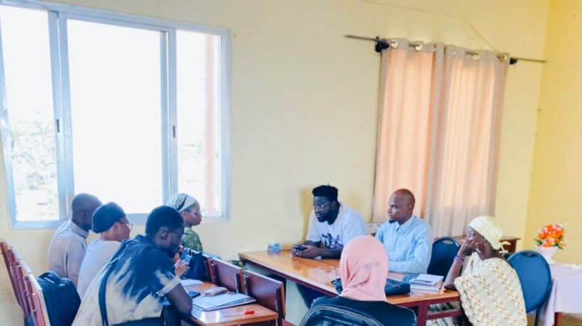 BahThie24711695's tweet image. #AEM-Guinea 
Strategic meeting between the National Office of AEM-Guinea and the local #SourceUniversity.

♻️Follow-up of recommendations on the execution of the annual plan 
♻️ Outlook AM23.