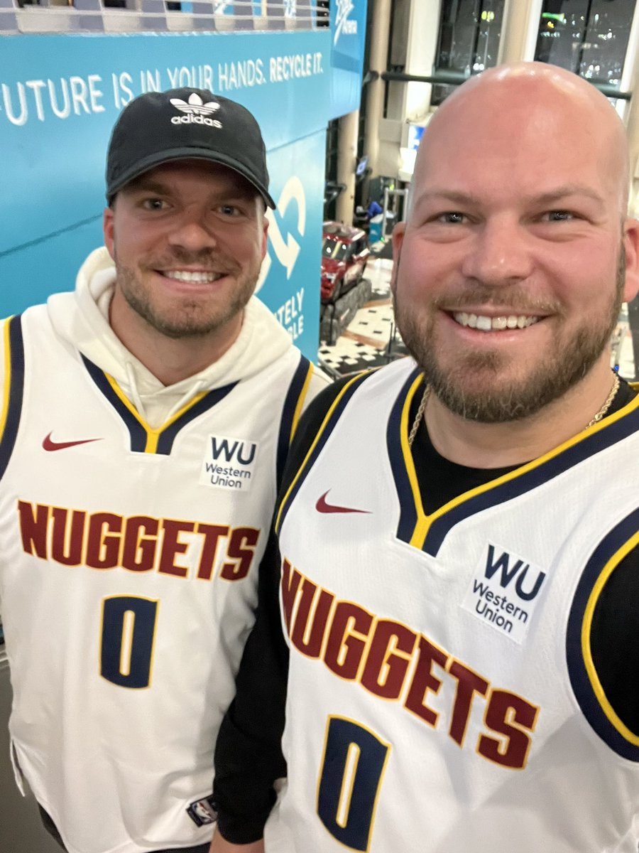 djlazerkc's tweet photo. Supporting our boy @Ballin25Braun tonight against the @Bucks! #Rockchalk #KCtoCO @KUHoops https://t.co/33CrPfZWGU