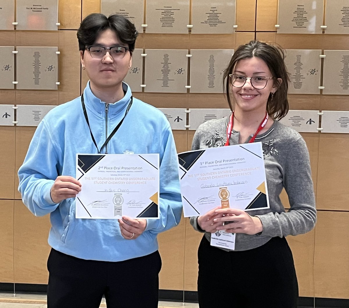jchen_lab's tweet photo. 5 undergrad students from @YorkUChem participated at #SOUSCC51. Notably, @AlexAkhundov  from @christine_m_le group won 1st place in oral presentation in org/med chem, and Gabriela from Pietro lab won 1st place in oral presentation in  phys chem! https://t.co/Bpoeb2d1vU