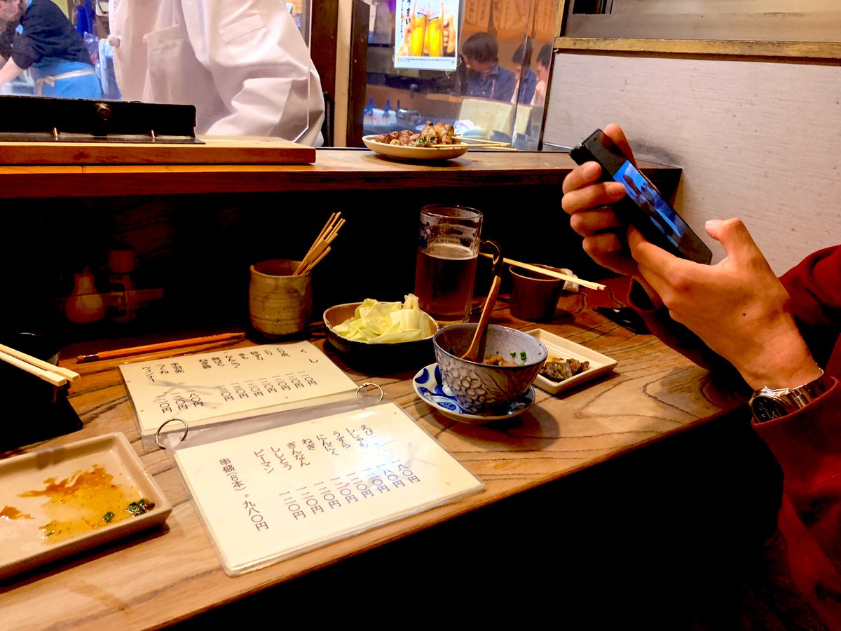 jacks11hiro's tweet photo. 昨晩は今話題になってるお方とお酒を酌み交わしてきました🍻

4時間くらいしゃべりっぱなし👶 https://t.co/YFTg9oDnVp