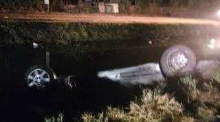 Betillocruz's tweet photo. Accidente en la Sierra #Chatina, 6 personas perdieon la vida, entre ellos el Presidente Municipal de #Temazcaltepec , Agustín Martínez, el Secretario Municipal, la regidora de Salud y 3 personas más; ocurrió en el paraje la Hierba Santa, cerca de Santos Reyes Nopala. https://t.co/Rbs5iohqz9