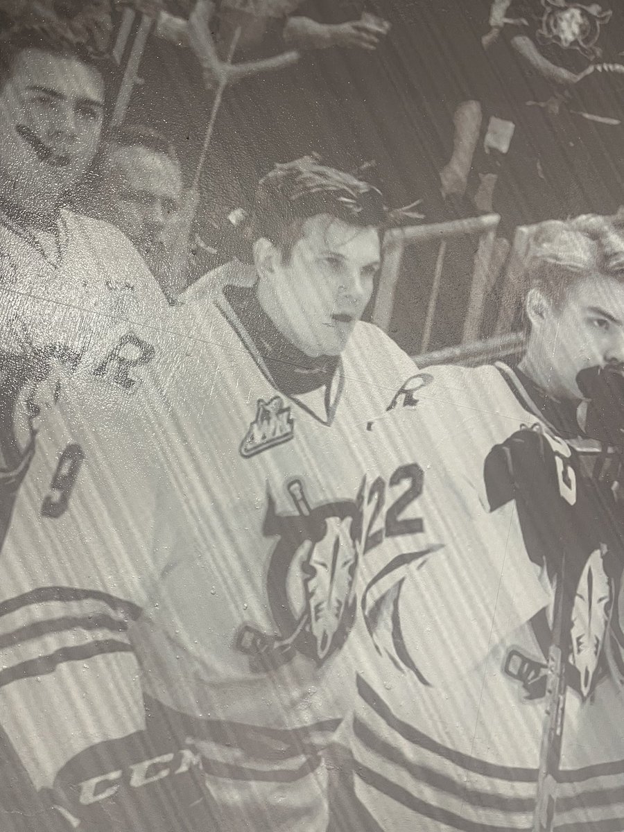 CrashCondHockey's tweet image. TBT: #CRASHLETE ALUM photo on the walls in Red Deer.  #bleacks