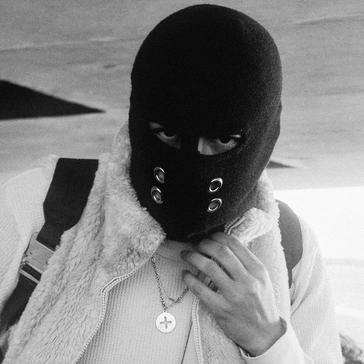 2dbert's tweet image. more from my shoot