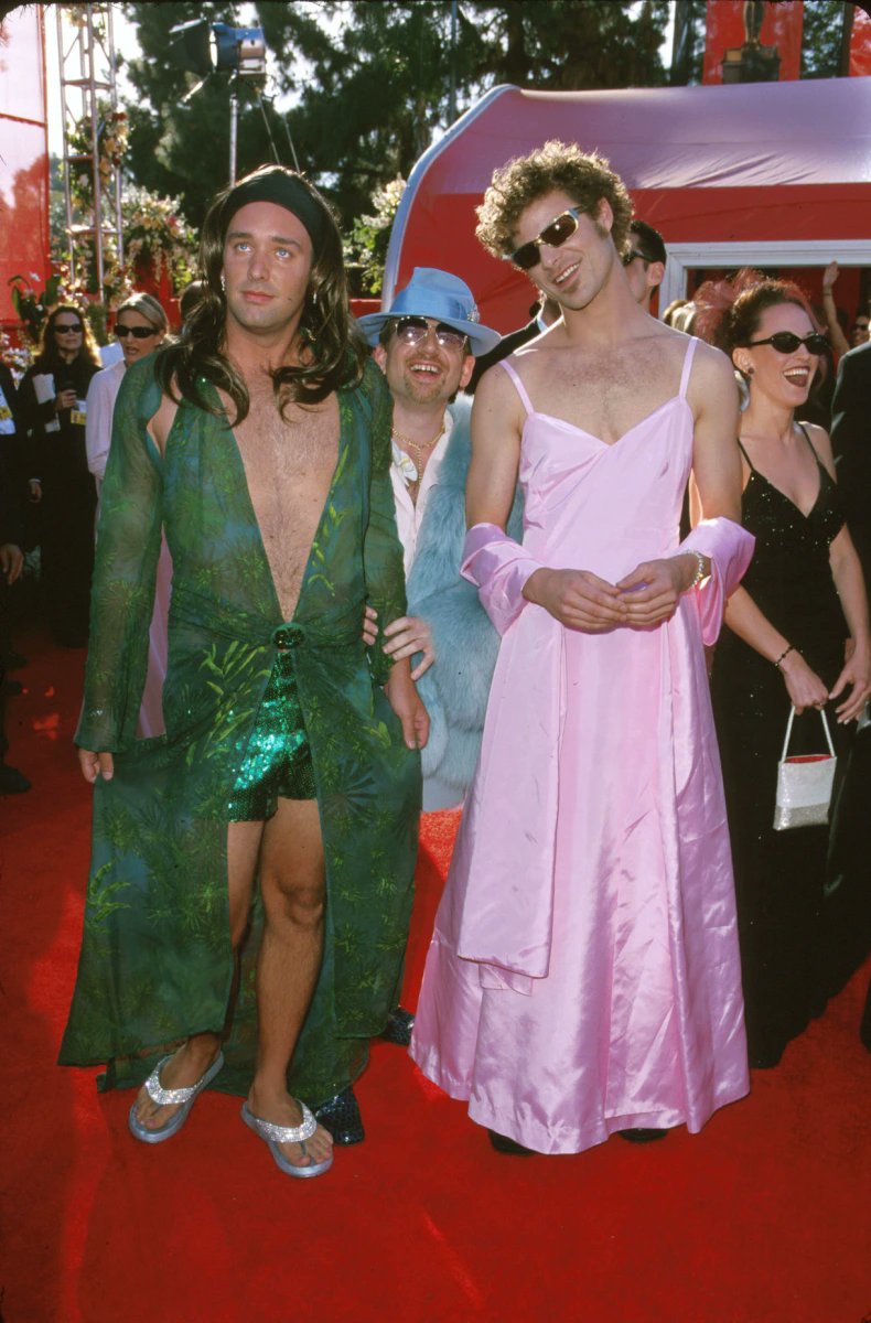 RachelFallonMcD's tweet photo. @NotGlidus My original introduction to men in dresses https://t.co/pN9m4sejwq