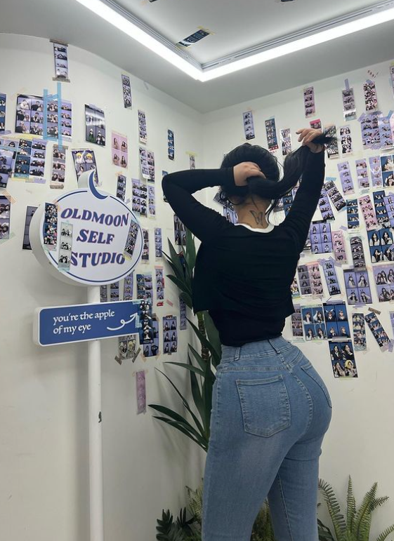 大爱自己的大胸！喜欢姐姐的点赞，随机宠粉福利哦