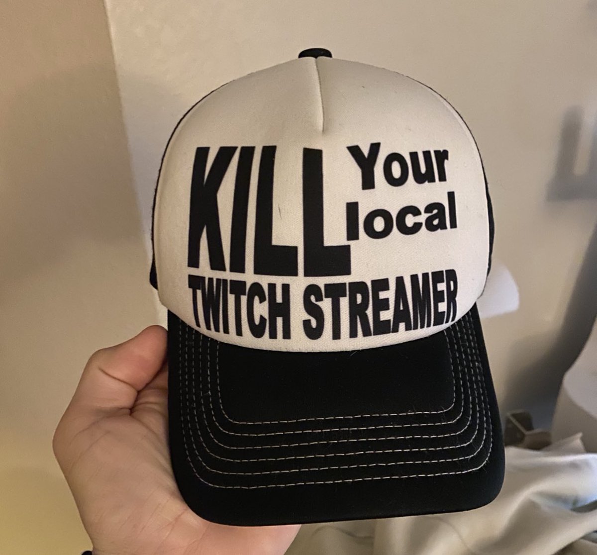 69hats's tweet photo. Kill your local twitch streamer hat GIVEAWAY

Rules:

1. Follow me

2. Like and retweet

3. Winner will be announced in 48 hours. Will ship anywhere around the globe

bonus entry: reply tagging your favorite twitch streamer https://t.co/CScmCMODI1