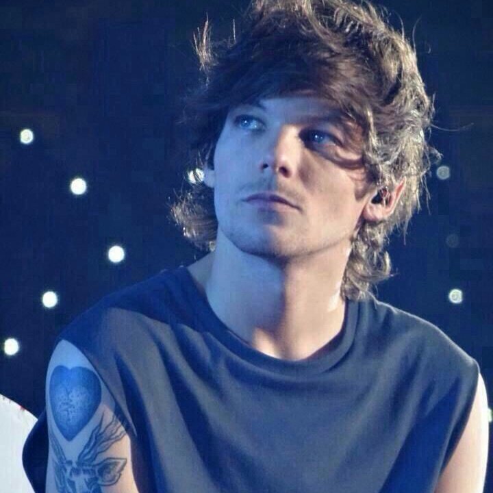 ttjunus's tweet photo. [au, larry]

donde h está profundamente enamorado de su mejor amigo pero este está en algo con alguien más
o 
donde L nota una actitud extraña en su mejor amigo e intenta averiguar que es https://t.co/6yyrWME04S