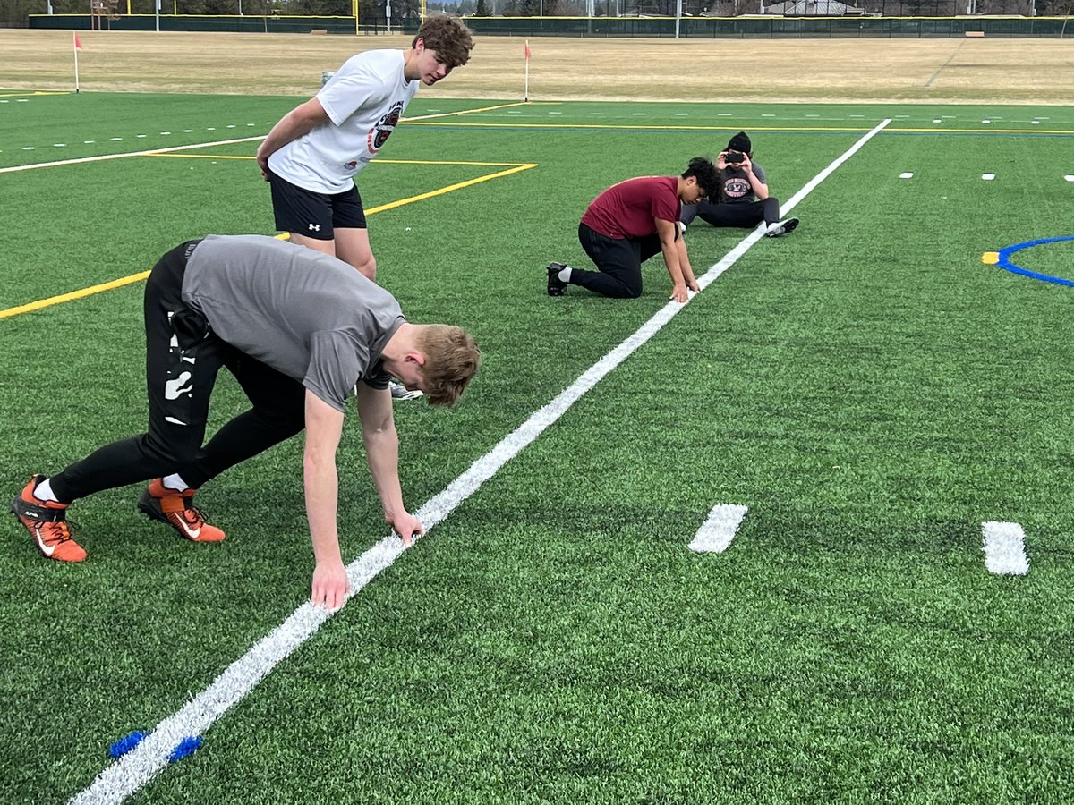TommyB_K's tweet image. Great day of SPEED training on the field with the #BKcrew🔥🔥#TBKathletics @CadenAdams07 @DallasParrish85 @pary_john @Jarimyah05 @joseph_hagel @Camden_DeGraw @Msaccomanno7 @shane_skidmore_ @AsherBowie #HunterJohnson