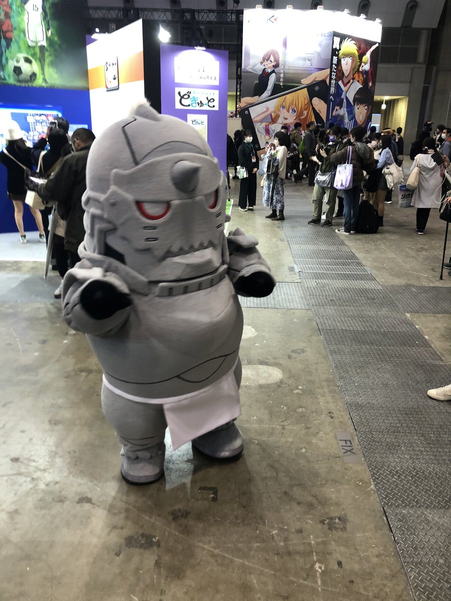 Lighthugger1's tweet photo. The Cosplay at #AnimeJapan was incredible ✨

Bocchi - @mamechinawa 
Ciel from SYNDUALITY - @suzuran_ro 
#AJ2023 https://t.co/i1QoZDMmxF