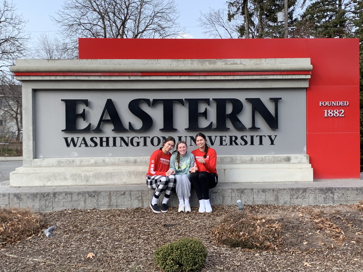 ehervball2025's tweet photo. Day 1 of the Pacific Northwest Qualifier!!! https://t.co/uhd5Vxtle4