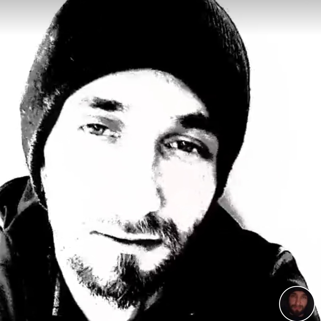 _MattMercy_'s tweet photo. #NewProfilePic https://t.co/Huj9bYye4s