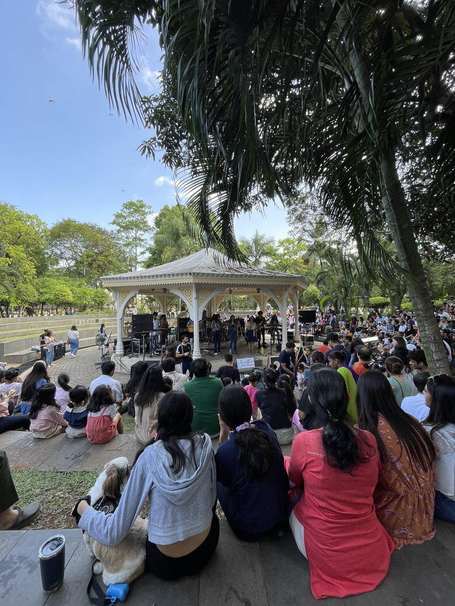 TheGreatAshB's tweet photo. So heartening to see power in numbers post pandemic and communities coming to celebrate and be together enjoying music in public spaces. @soundrise in Mumbai ! #soundrise #music #community #events https://t.co/34oi5SebX1