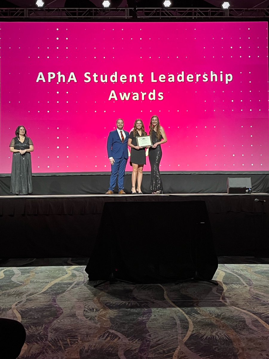 Sarah Riley Cox tweet media