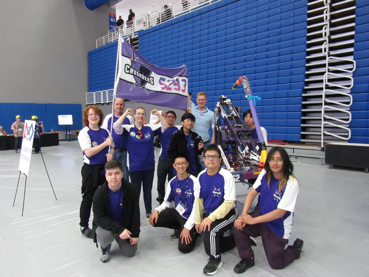FRC5293's tweet photo. The Metal Crusaders finished off this spectacular weekend in Carrollton with 2nd place in the finals with our alliance! https://t.co/9oA6ZOnLeb