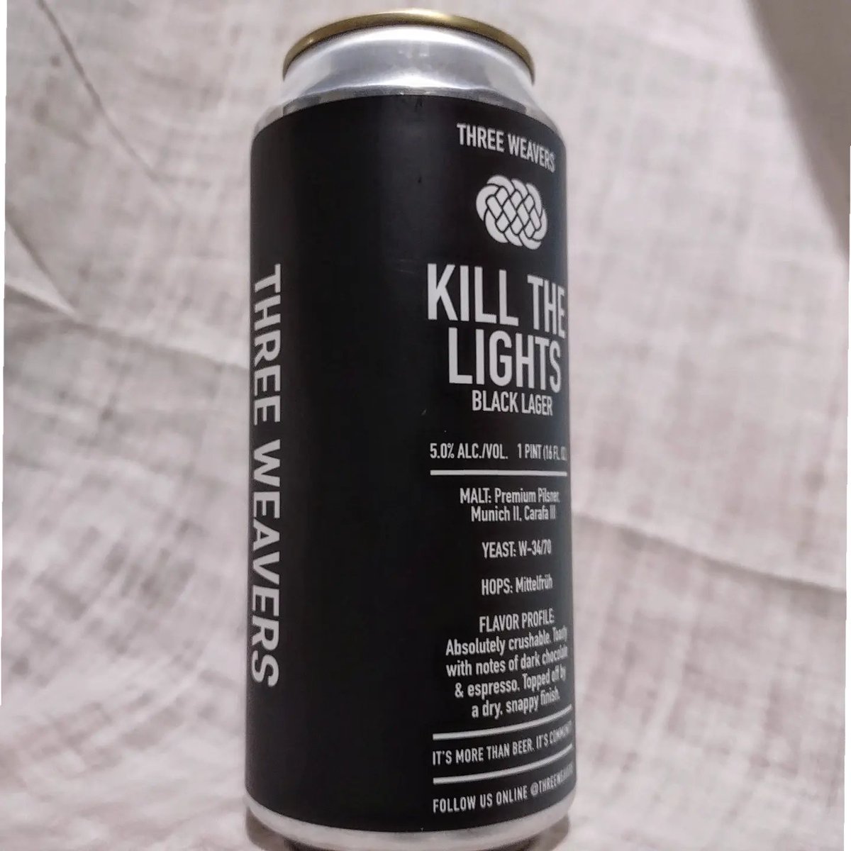 CraftBeerGs's tweet photo. Kill The Lights Black Lager from @threeweavers. This beer really impressed me. A lager with a roasty finish which almost drinks like a porter. What are you drinking right now?🍻🍺🍻

#craftbeergangstas #craftbeer #threeweavers #lager #blacklager #beer #drinkcraftbeer #beercans https://t.co/Ay1iyuVOqr