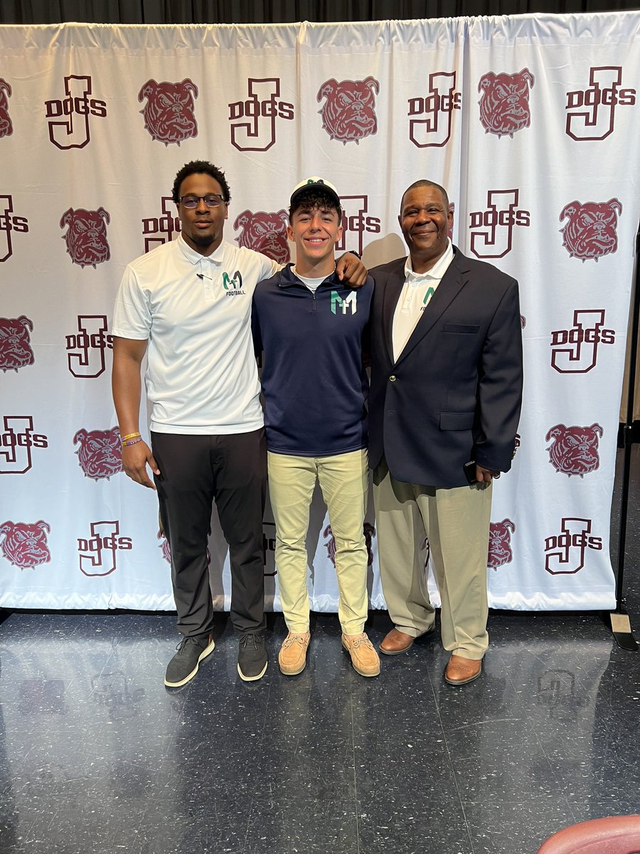 We locked in now 💚💙 <a href="/CoachT_LYL/">Malik Trollinger ✨</a> <a href="/donlee9596/">Don A. Lee</a>  #signingday #gomillers